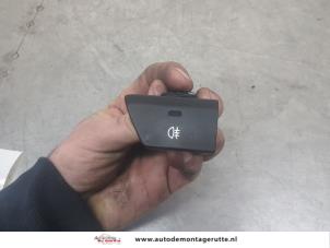 O200987 Gebruikte mistlamp schakelaar Kia Picanto