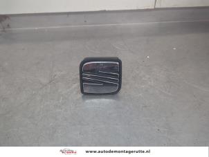 O201007 Gebruikte handgreep achterklep Seat Ibiza