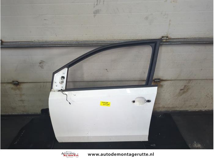 Gebruikte Deur 4Deurs links-voor Volkswagen UP O201035