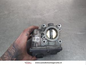 O201052 Gebruikte gasklephuis Renault Megane