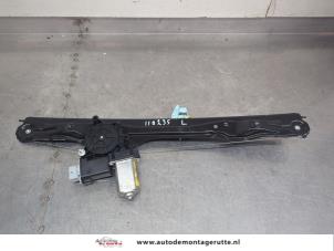 O201057 Gebruikte ruitmechaniek 2deurs links-voor Fiat Doblo