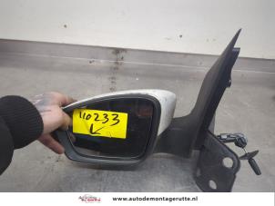 O201076 Gebruikte spiegel buiten links Volkswagen UP