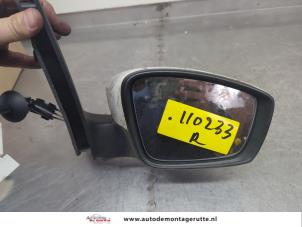 O201077 Gebruikte spiegel buiten rechts Volkswagen UP