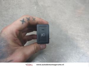 O201159 Gebruikte mistlamp schakelaar Opel Agila