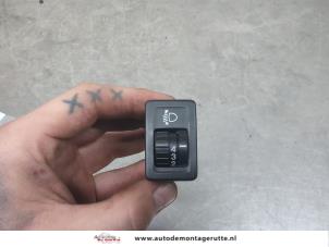 O201160 Gebruikte schakelaar koplamp ihv Opel Agila