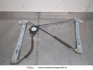 O201197 Gebruikte ruitmechaniek 2deurs rechts-voor Ford Fiesta