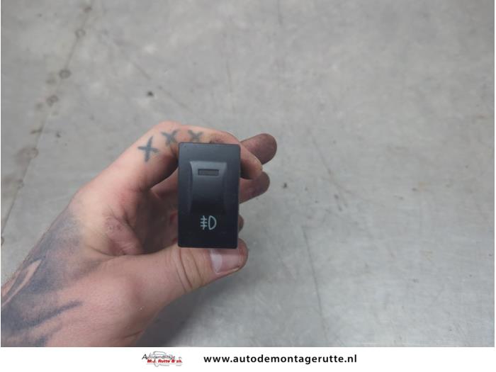 Gebruikte Schakelaar Mistlamp Hyundai Coupe O201242