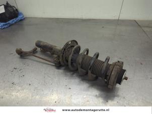 O201250 Gebruikte mac phersonpoot rechts-voor Volkswagen Polo