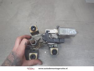 O201385 Gebruikte ruitenwissermotor achter Landrover Discovery