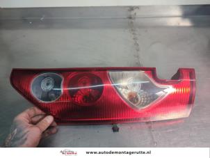 O201419 Gebruikte achterlicht rechts Renault Kangoo