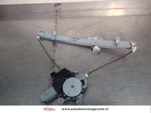 O201452 Gebruikte ruitmechaniek 4deurs rechts-voor Mitsubishi Outlander