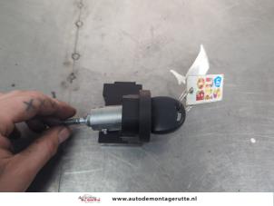 O201459 Gebruikte kontaktslot+sleutel Suzuki Wagon R+