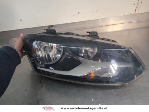 O201467 Gebruikte koplamp rechts Volkswagen Polo
