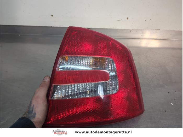 Gebruikte Achterlicht rechts Skoda Octavia O201470