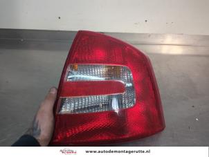 O201470 Gebruikte achterlicht rechts Skoda Octavia