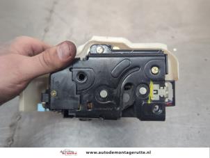 O201479 Gebruikte deurslot mechaniek 4deurs rechts-achter Volkswagen Golf