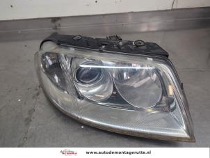 O201497 Gebruikte koplamp rechts Volkswagen Passat