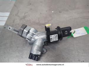 O201508 Gebruikte kontaktslot+sleutel Nissan Micra