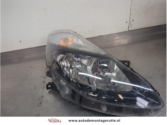 Gebruikte Koplamp rechts Renault Clio O201512
