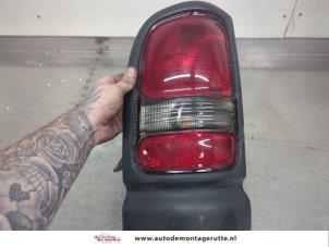 O201529 Gebruikte achterlicht links Dodge RAM