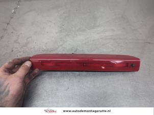 O201547 Gebruikte extra remlicht midden Renault Megane