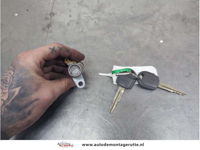 Gebruikte Cilinderslot Portier links Kia Picanto O201569