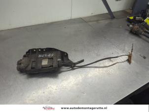 O201609 Gebruikte handrem module Renault Megane Scenic