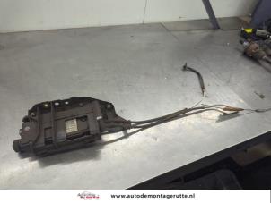 O201610 Gebruikte handrem module Renault Megane Scenic
