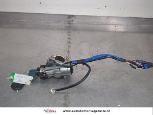 O201694 Gebruikte kontaktslot+sleutel Kia Rio