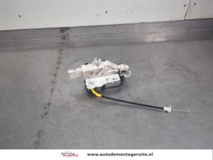 O201728 Gebruikte deurslot mechaniek 2deurs links Fiat Scudo