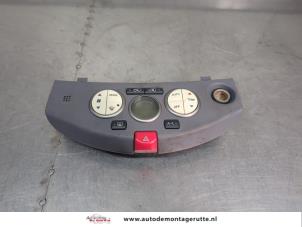 O201733 Gebruikte chaufage bedieningspaneel Nissan Micra
