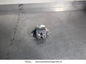 O201763 Gebruikte slotmechaniek achterklep Honda Civic