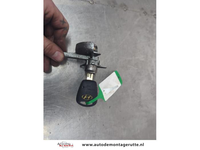 Gebruikte Deurslot Cilinder links Hyundai Getz O201780