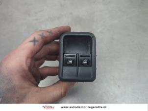 O201785 Gebruikte elektrisch raam schakelaar Skoda Fabia