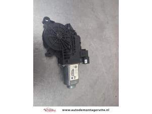 O201798 Gebruikte raammotor portier Skoda Fabia