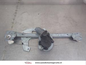 O201817 Gebruikte ruitmechaniek 4deurs links-voor Citroen C1