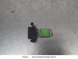 O201828 Gebruikte kachel weerstand Opel Corsa