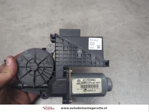 O201829 Gebruikte raammotor portier Volkswagen Polo