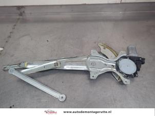 O201844 Gebruikte ruitmechaniek 4deurs links-voor Daihatsu Materia