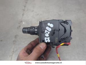 O201866 Gebruikte richtingaanwijzer schakelaar Renault Clio