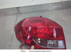 O201875 Gebruikte achterlicht links Renault Clio