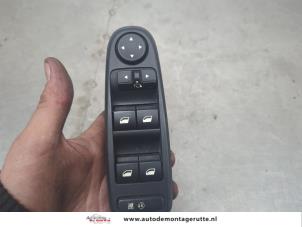 O201888 Gebruikte combischakelaar ramen Citroen C4 Picasso