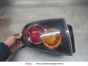 O201904 Gebruikte achterlicht links Mazda 3