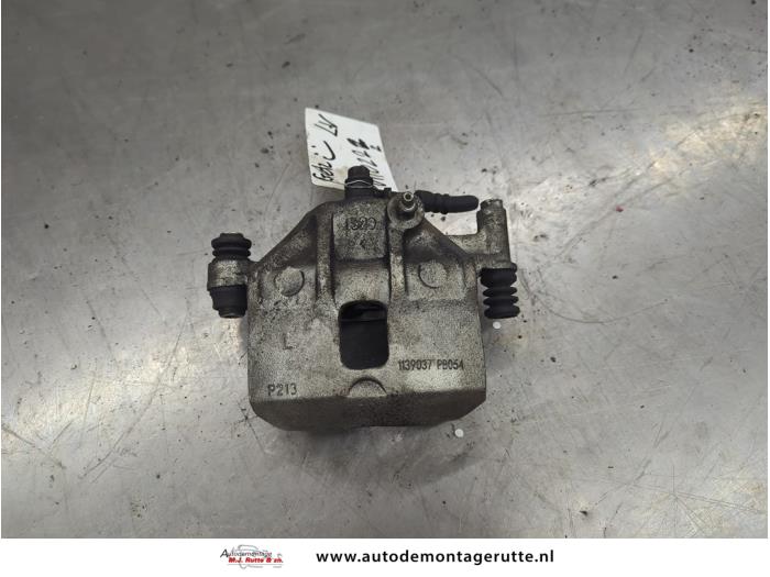 Gebruikte Remklauw (Tang) links-voor Hyundai Getz O201914