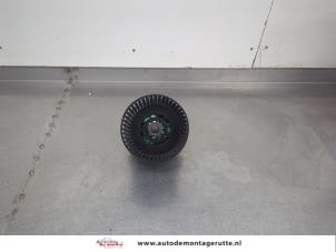 O201952 Gebruikte kachel ventilatiemotor Toyota Aygo