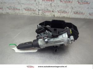 O201977 Gebruikte sleutel+contactslot Seat Altea
