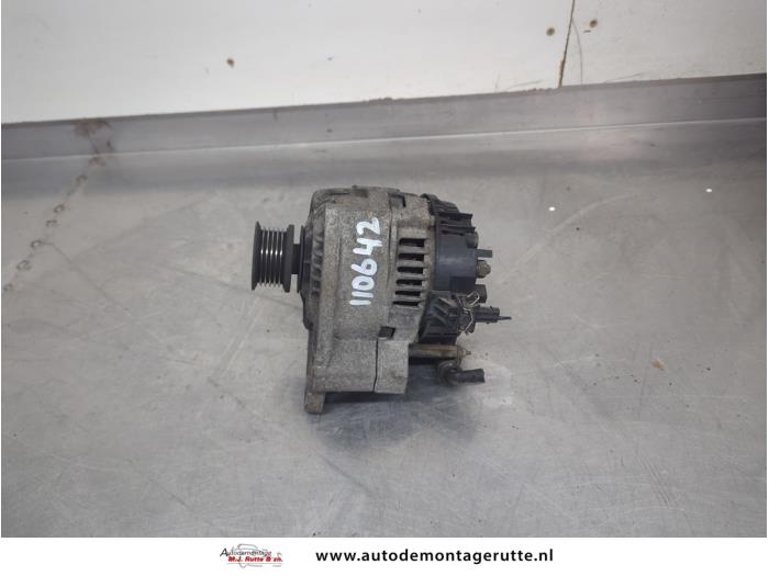 Gebruikte Alternator Volkswagen Golf O201982
