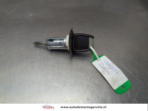 O201998 Gebruikte kontaktslot+sleutel Opel Zafira