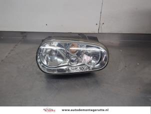 O202002 Gebruikte koplamp rechts Volkswagen Golf