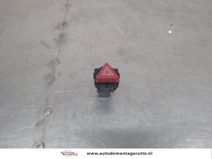 O202026 Gebruikte paniekverlichtings schakelaar Audi A2